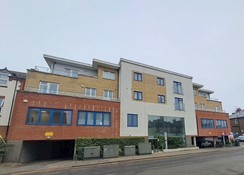 Walnut Tree Clos, Guildford for sale - Building Photo - Image 1 of 3