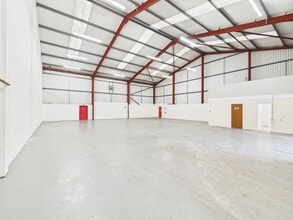 39 Back Peebles St, Ayr to rent Interior Photo- Image 1 of 2