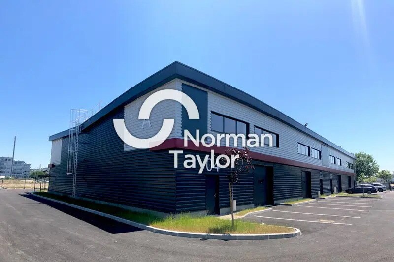 Light Industrial in Lunel for sale Building Photo- Image 1 of 6