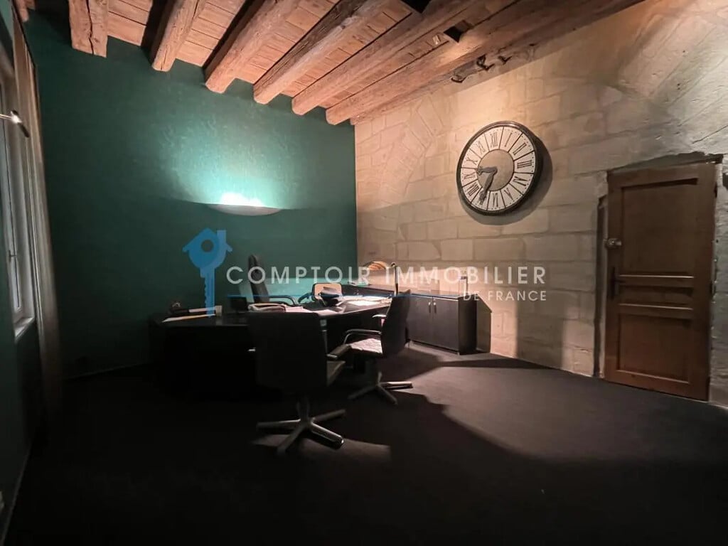 Location Bureaux 72 m² - Photo 1