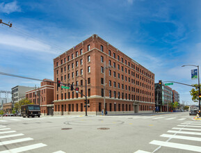 301 Brannan St, San Francisco, CA for rent Building Photo- Image 1 of 7