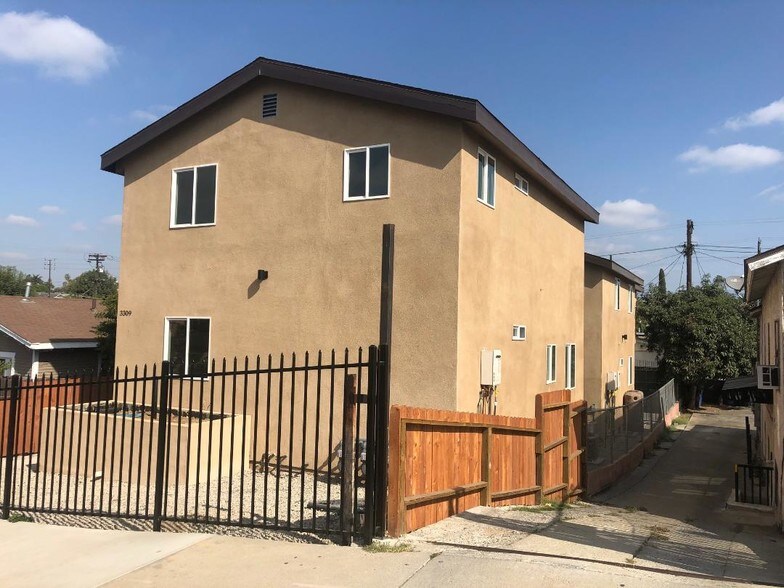 3307 Estrada St, Los Angeles, CA for sale - Primary Photo - Image 1 of 1