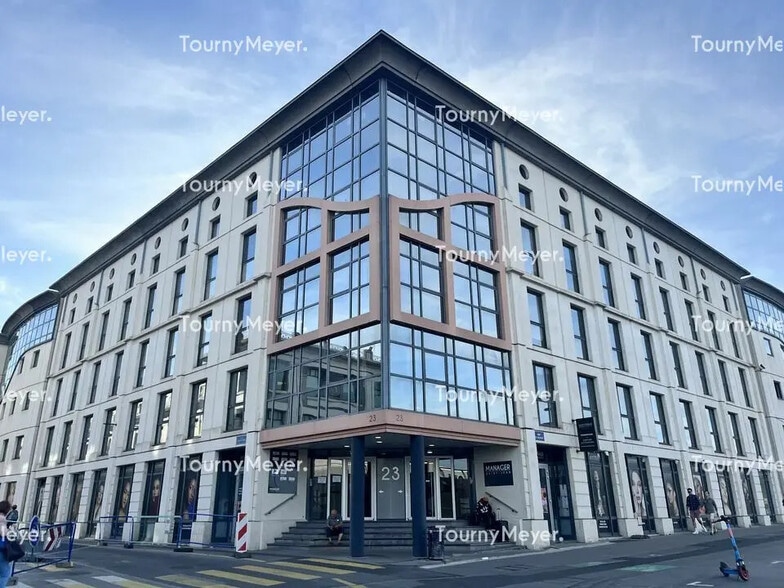 Office in Bordeaux to rent - Building Photo - Image 1 of 4