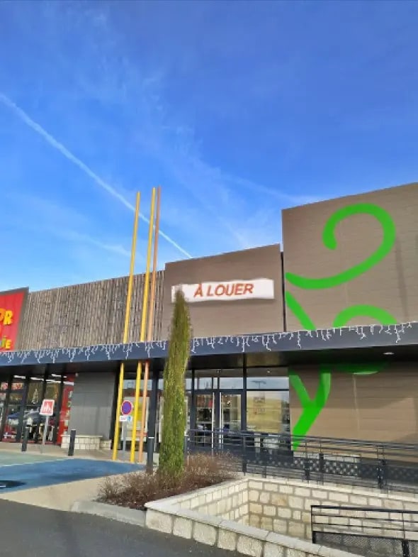 Location Commerce 350 m² - Photo 1