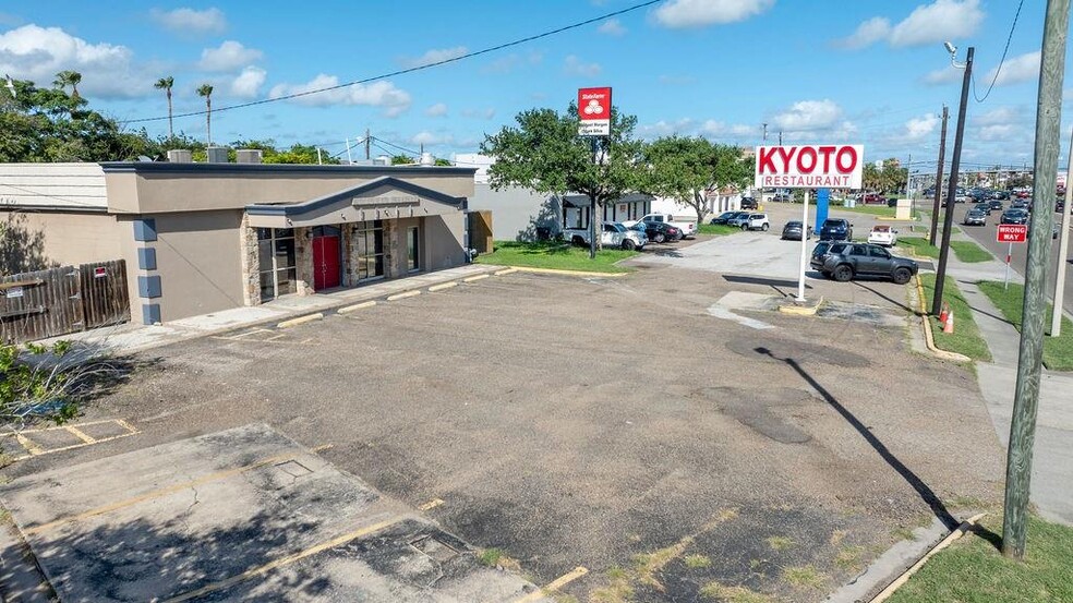 5506 Saratoga Blvd, Corpus Christi, TX for sale - Primary Photo - Image 1 of 10