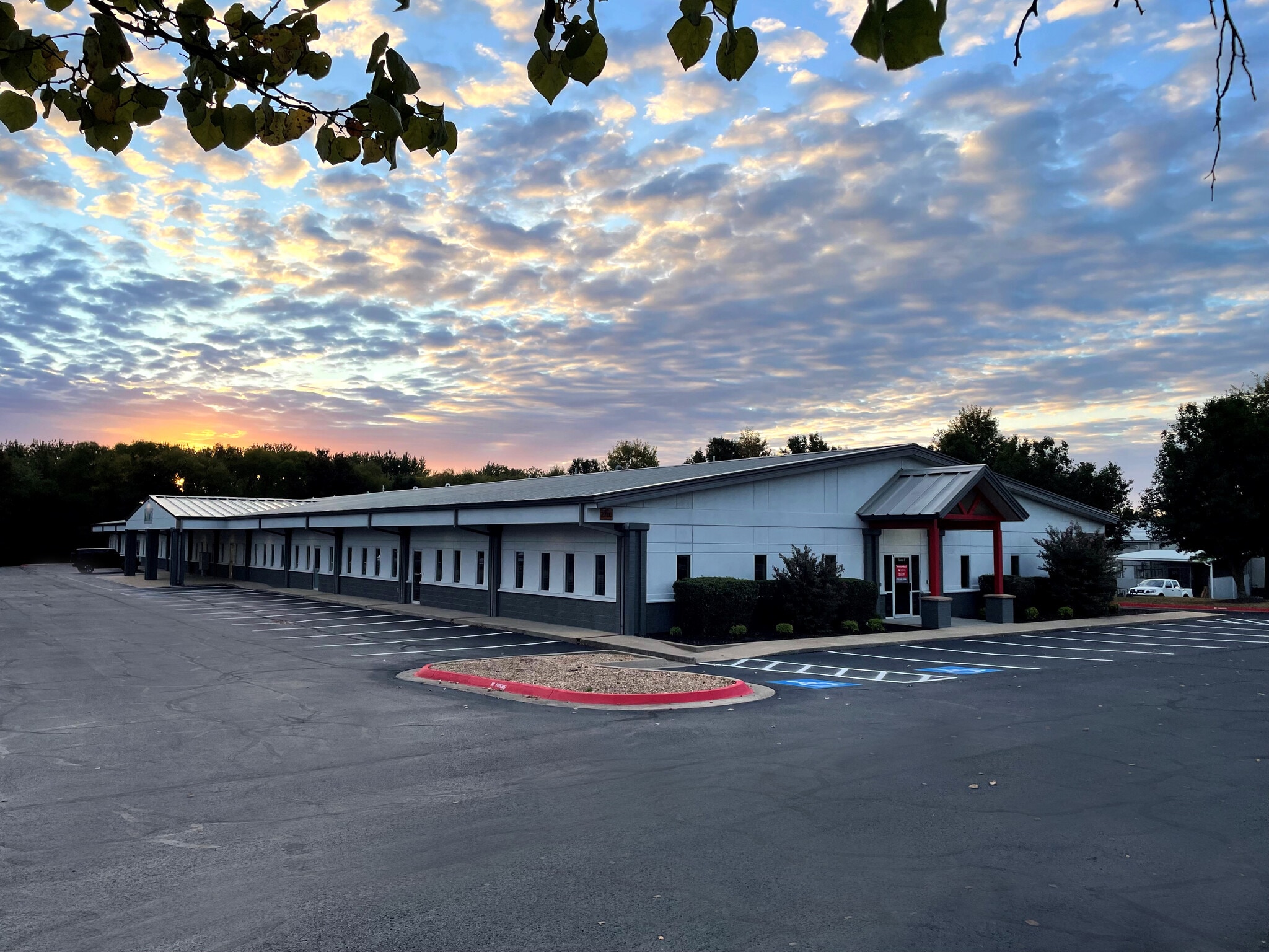 2701 SE Otis Corley Dr, Bentonville, AR to rent Building Photo- Image 1 of 8