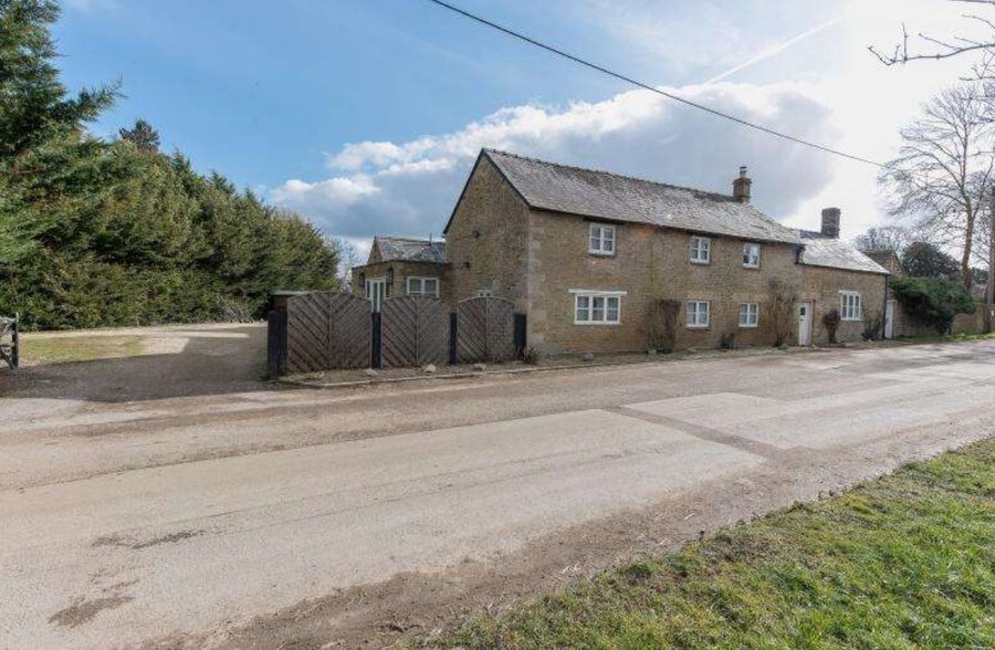 Broadwell Rd, Lechlade for sale - Building Photo - Image 1 of 1