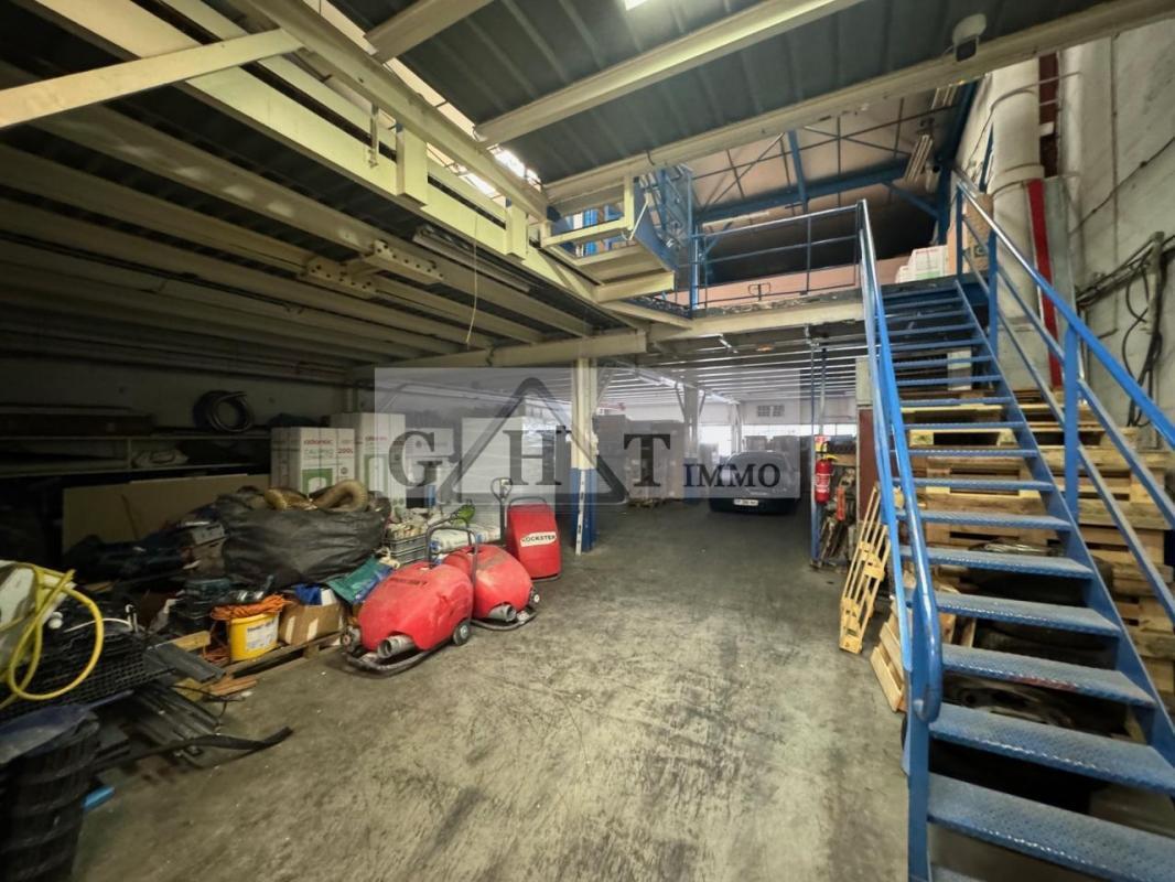 Industrial in Chennevières-sur-Marne to rent Interior Photo- Image 1 of 4