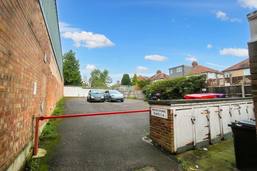 108-110 Church Rd, Northolt for sale - Building Photo - Image 3 of 7