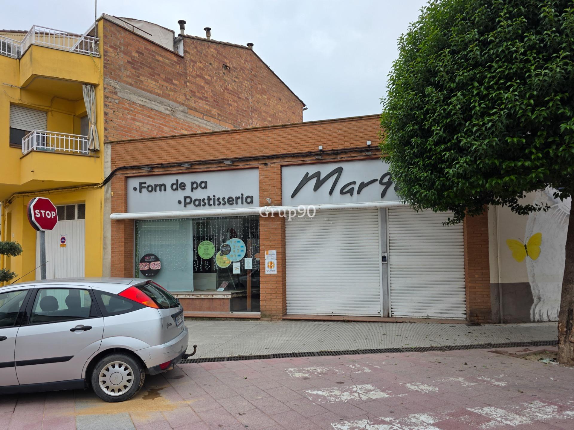 Retail in Alfarràs, Lérida for sale Building Photo- Image 1 of 23