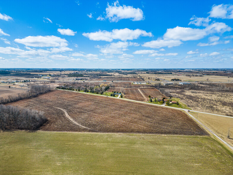 Waupun Rd, Oshkosh, WI for sale - Building Photo - Image 2 of 6