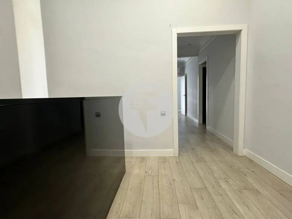 Plaça de Francesc Macià, Barcelona, Barcelona to rent Interior Photo- Image 1 of 7