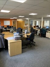 Vanguard, Tamworth to rent Interior Photo- Image 2 of 3