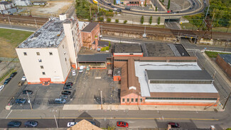 More details for 275 Warren St, Bridgeport, CT - Industrial for Sale