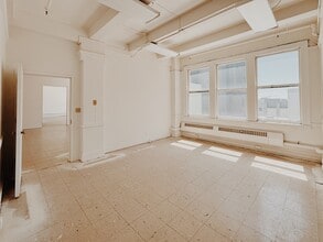 833 Market St, San Francisco, CA to rent Interior Photo- Image 1 of 8