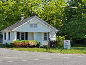 2204 Oak Ridge Rd, Oak Ridge, NC for sale Building Photo- Image 1 of 1