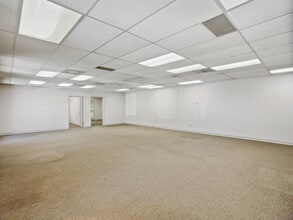 200 Cahaba Park Cir, Birmingham, AL to rent Interior Photo- Image 1 of 17