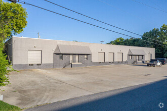 2111 Utopia Ave, Nashville, TN for rent Primary Photo- Image 1 of 5