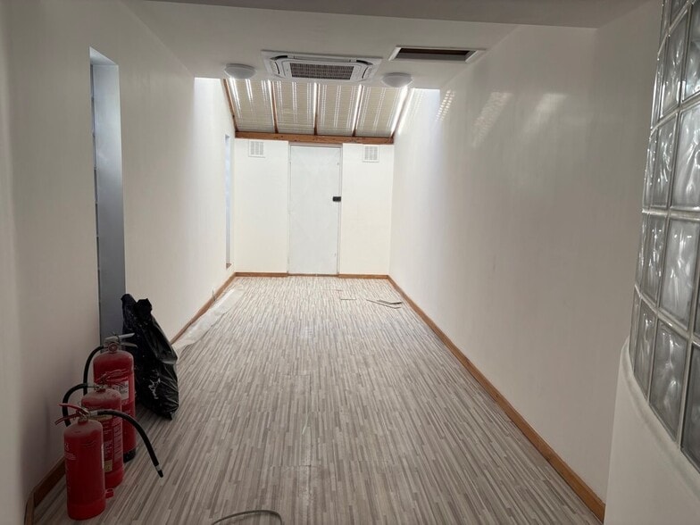 66 Moulsham St, Chelmsford to rent - Interior Photo - Image 3 of 7