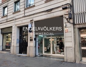 Retail in Barcelona, Barcelona to rent Interior Photo- Image 1 of 13