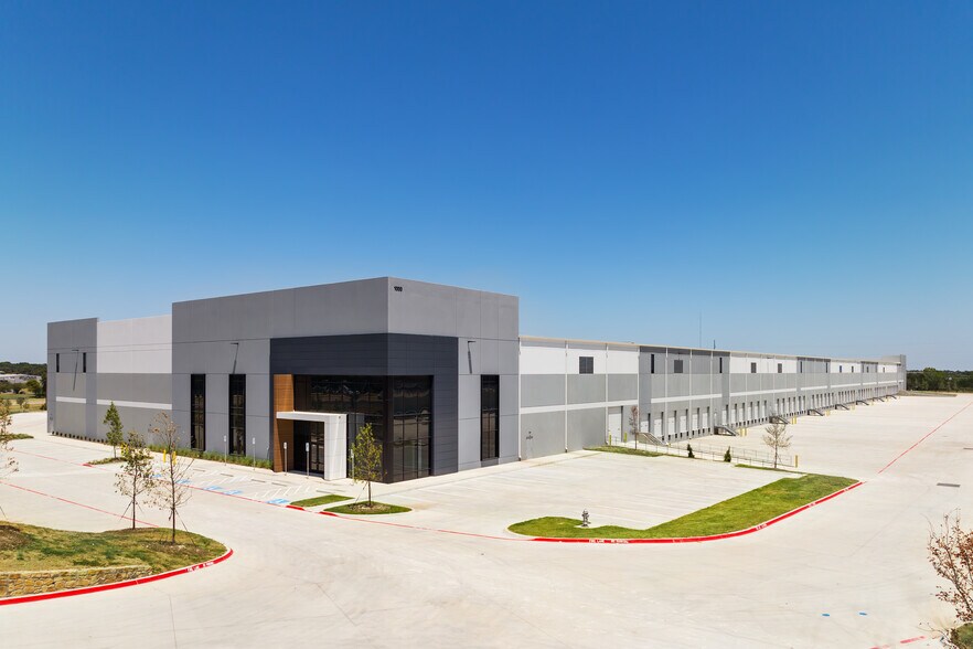 1000 S J Elmer Weaver Fwy, Cedar Hill, TX for sale - Primary Photo - Image 1 of 1