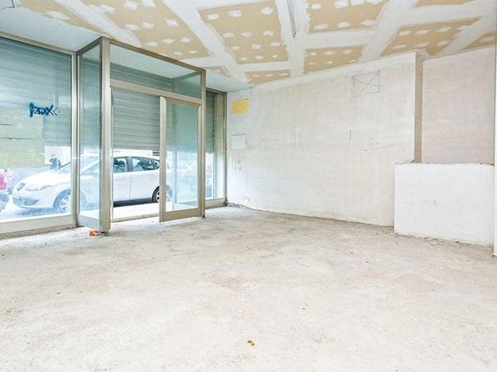 Manresa, BAR 08243 - Unit Pt02 -  - Interior Photo - Image 1 of 6