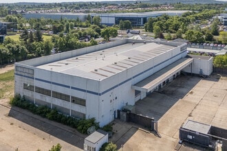 New Lasborough Rd, Milton Keynes, BKM - AERIAL  map view