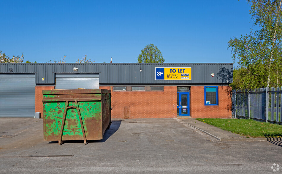 Commercial Rd, Goldthorpe for rent - Building Photo - Image 2 of 4