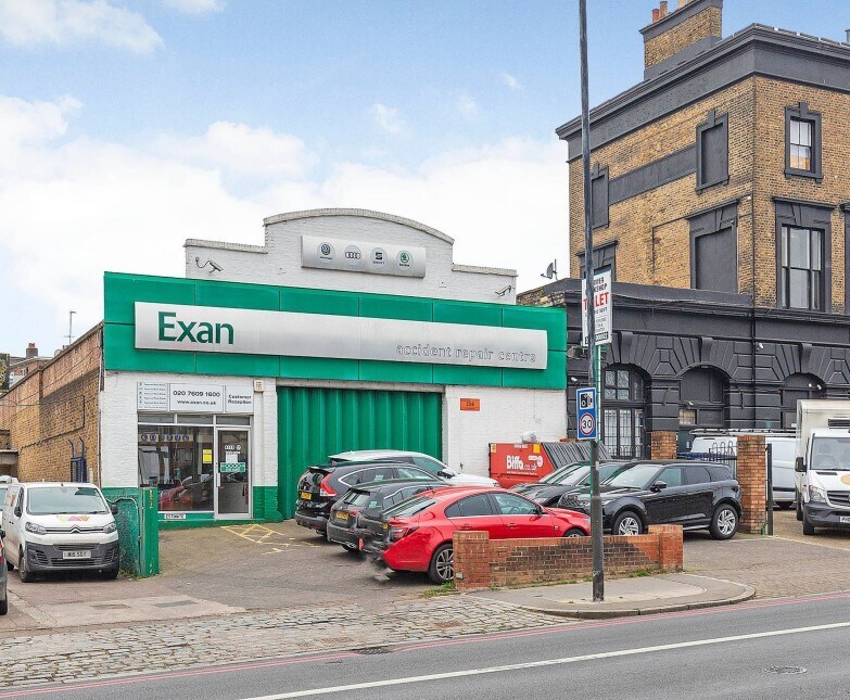 392A Camden Rd, London for sale Building Photo- Image 1 of 1