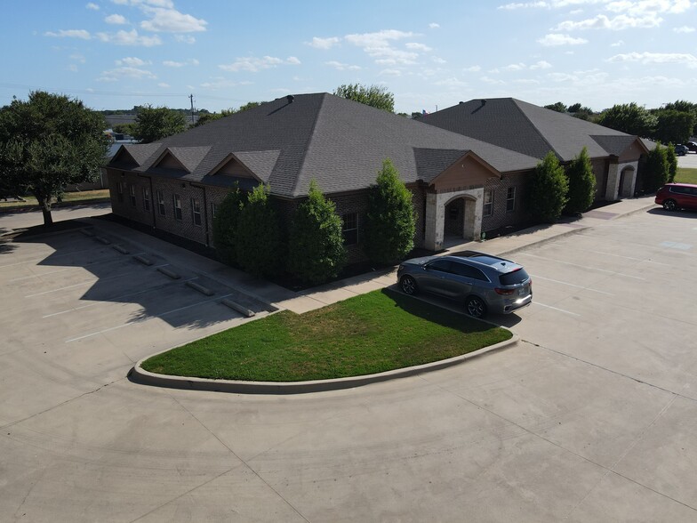 200 Meadowlands Blvd, Keller, TX for sale - Building Photo - Image 1 of 16