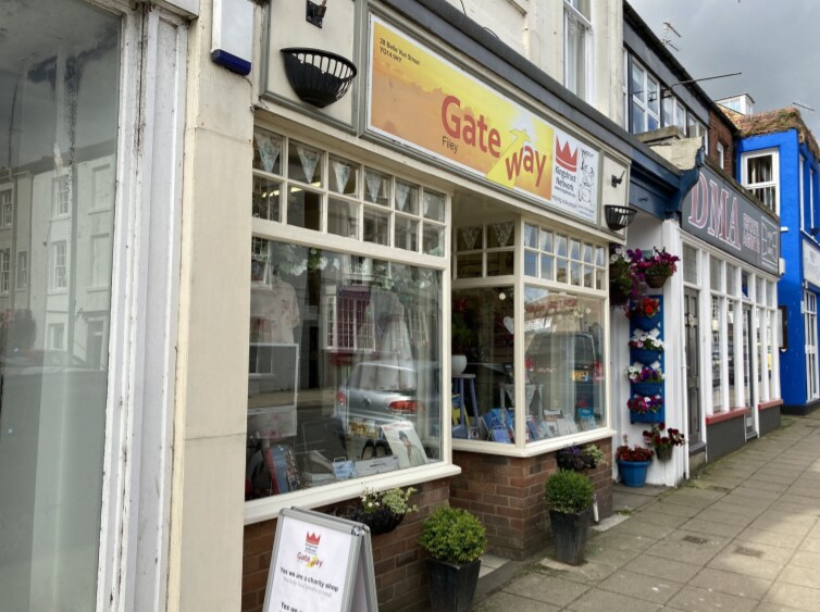 28 Belle Vue St, Filey YO14 9HY | LoopNet.co.uk