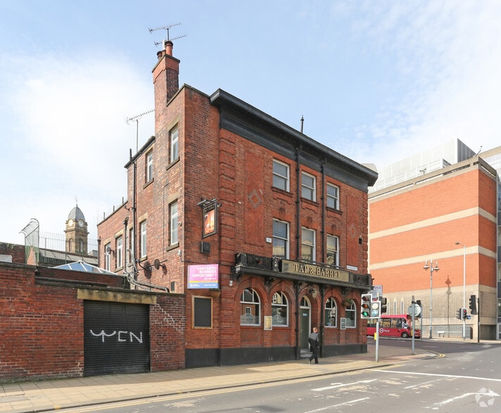 42 Waingate, Sheffield for sale - Building Photo - Image 3 of 8