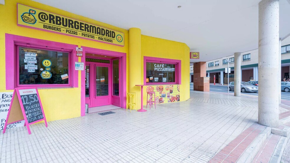 Alcalá de, 28806, Alcalá de Henares, Madrid to rent - Building Photo - Image 2 of 5