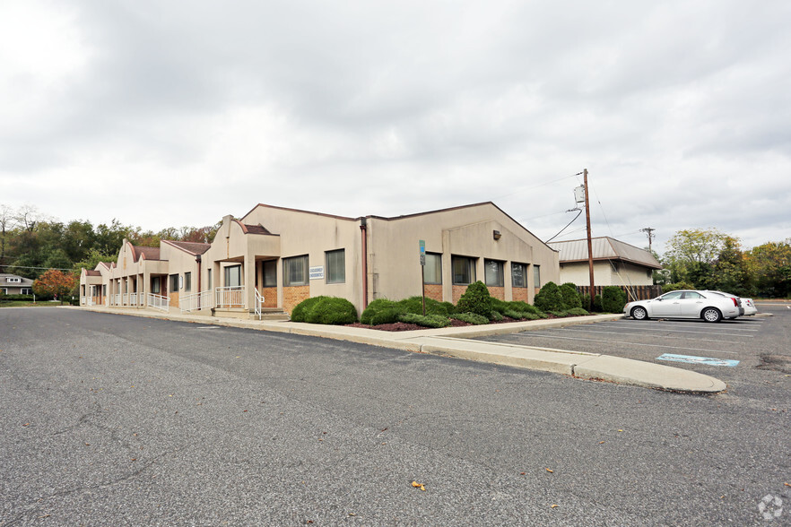 303 S Kings Hwy, Cherry Hill, NJ for sale - Primary Photo - Image 1 of 1