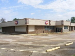 303 N Michigan Ave, Marshall, IL for sale Primary Photo- Image 1 of 1