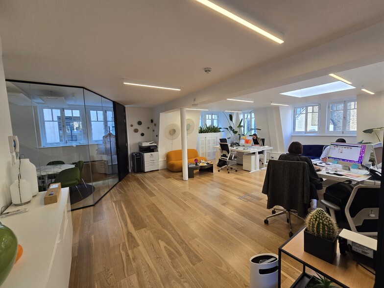 27 Kingly St, London to rent - Building Photo - Image 3 of 5