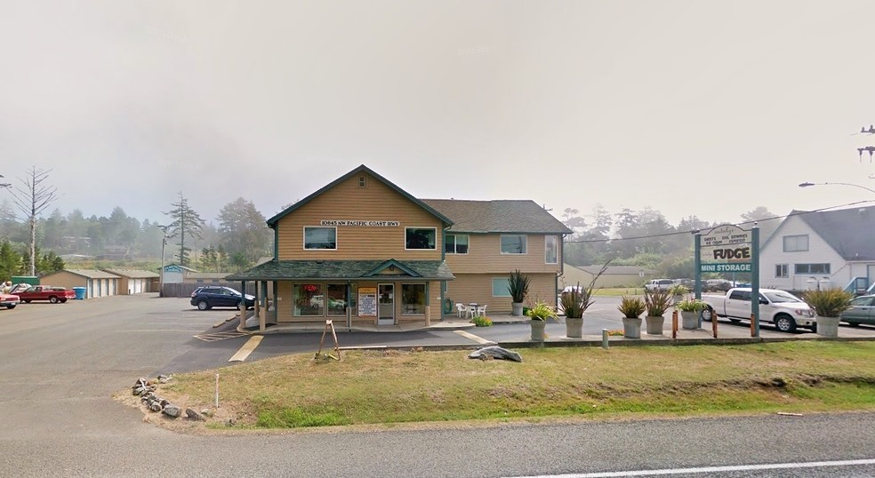 Speciality in Seal Rock, OR for sale - Building Photo - Image 1 of 1