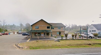 Speciality in Seal Rock, OR for sale Building Photo- Image 1 of 1