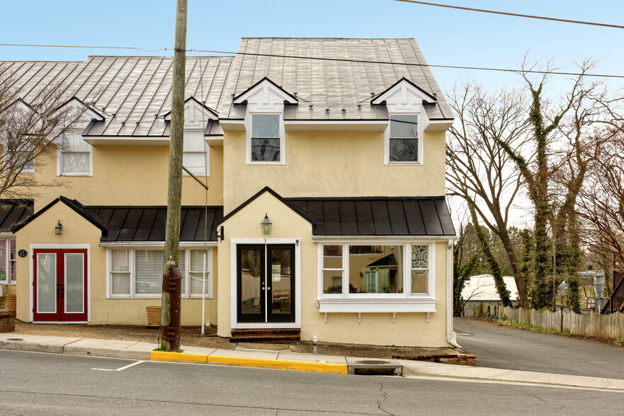 1-13 W Federal St, Middleburg, VA for rent - Building Photo - Image 1 of 17