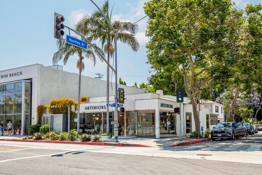 8618-8620 Melrose Ave, Los Angeles, CA for rent - Building Photo - Image 1 of 17