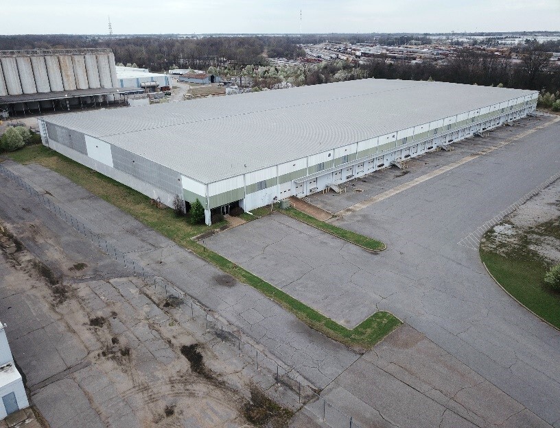 4270 Chrysler Dr, Memphis, TN for rent Building Photo- Image 1 of 12