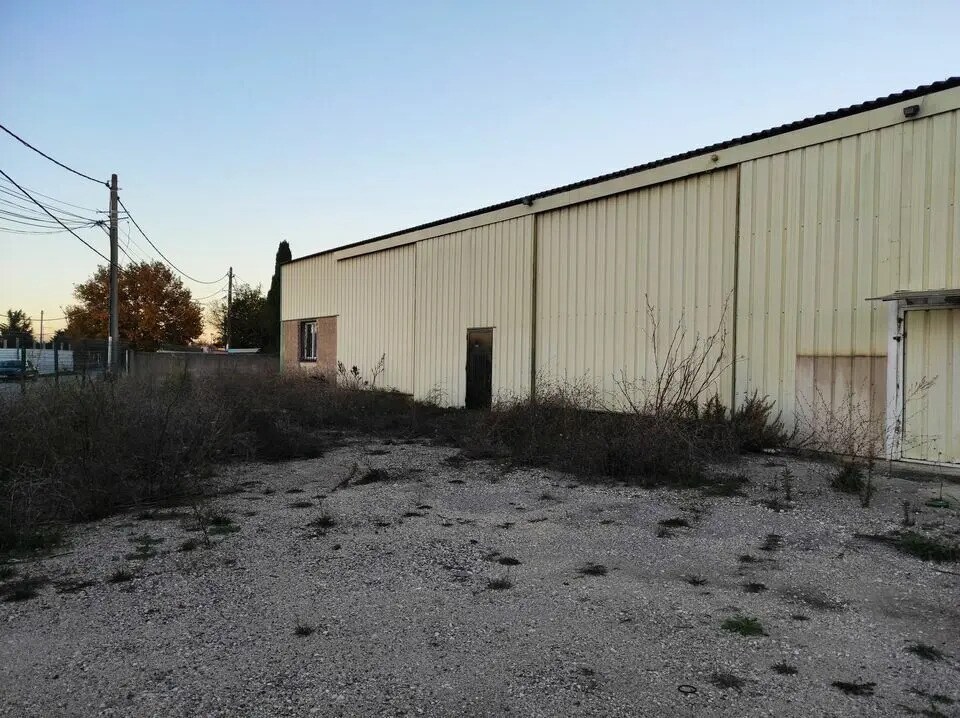 Location Entrepôt 278 m² à 556 m² - Photo 1