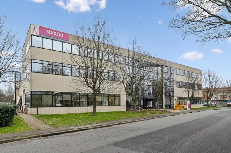 56 Rue Des Hautes Pâtures, Nanterre to rent Building Photo- Image 1 of 15
