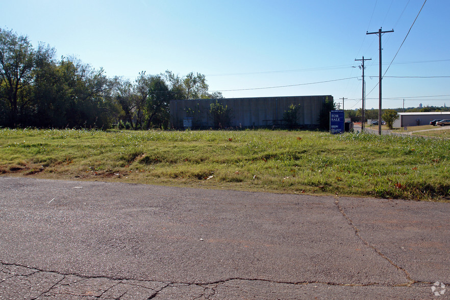 228 NW 61st St, Oklahoma City, OK for sale - Building Photo - Image 1 of 5