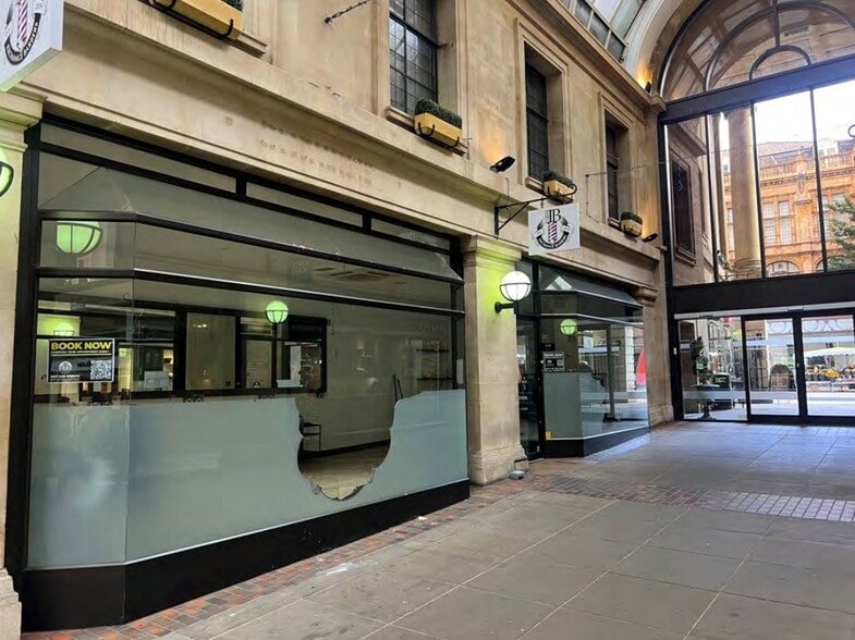 19-21 Exchange Arcade, Nottingham to rent - Building Photo - Image 2 of 2