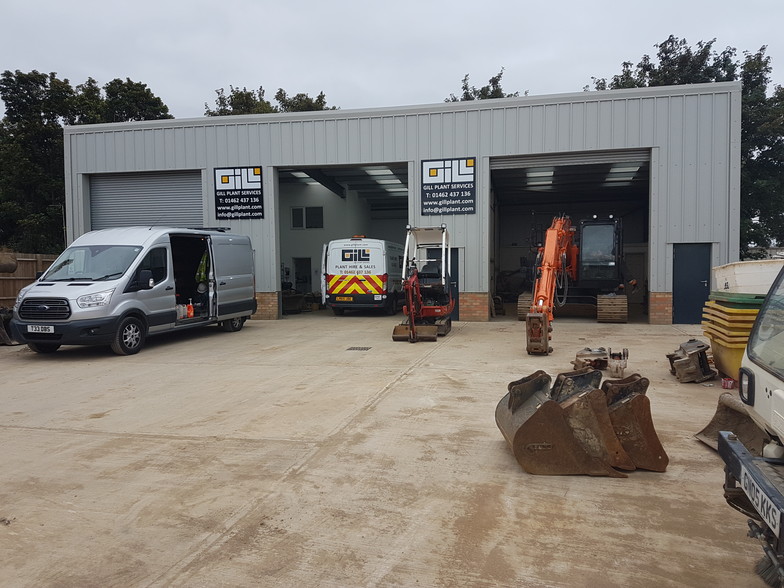 Wallace Way, Hitchin for sale - Primary Photo - Image 1 of 1