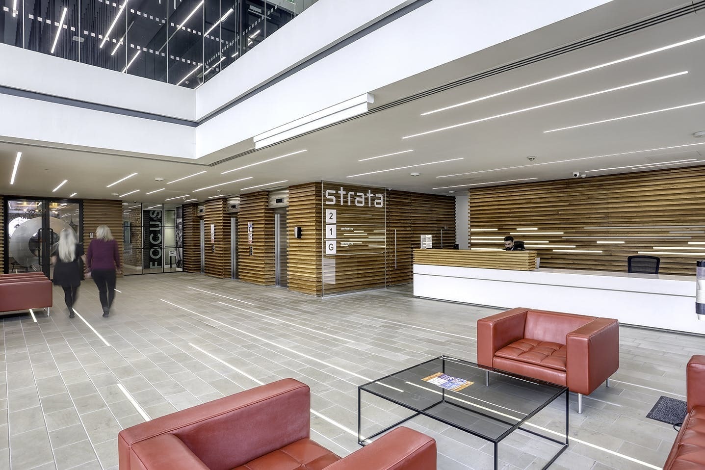 1 Bridge St, Staines to rent Building Photo- Image 1 of 11