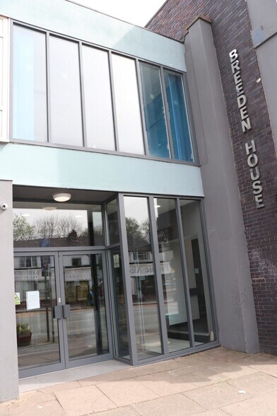 Edleston Rd, Crewe to rent - Building Photo - Image 2 of 2