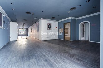 Retail in Tarragona, Tarragona to rent Interior Photo- Image 2 of 16