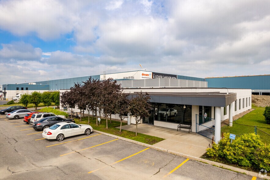 401 Rue Marie-Curie, Vaudreuil-dorion, QC for rent - Building Photo - Image 1 of 8